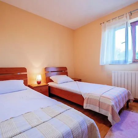Apartmán Lovely In With Balcony *